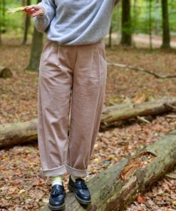 Cordhose soft rosé, ballon fit